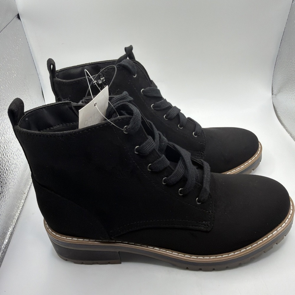 Kensie Kasha Ladies' Lace Up Boots Size 8 Brand New